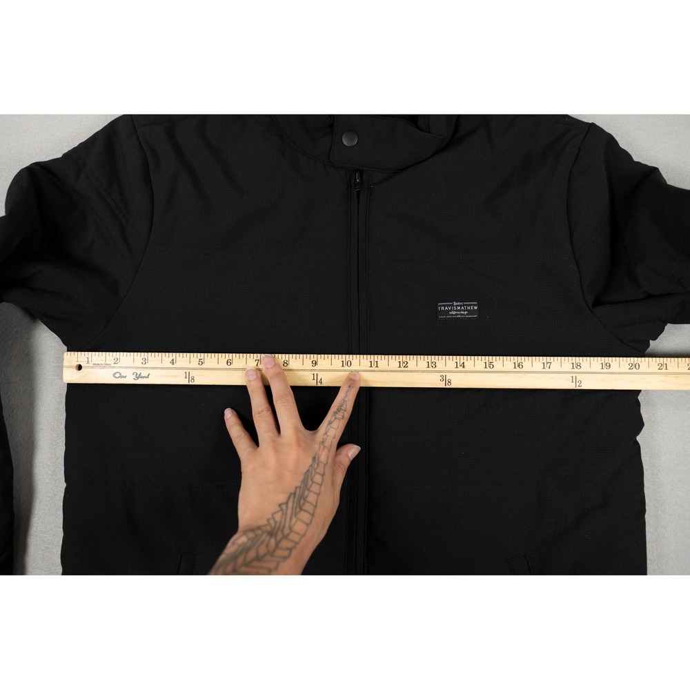 TravisMathew Mens Full Zip Mock Neck Quilted Jacket Black Size S Golf Outerwear image 8